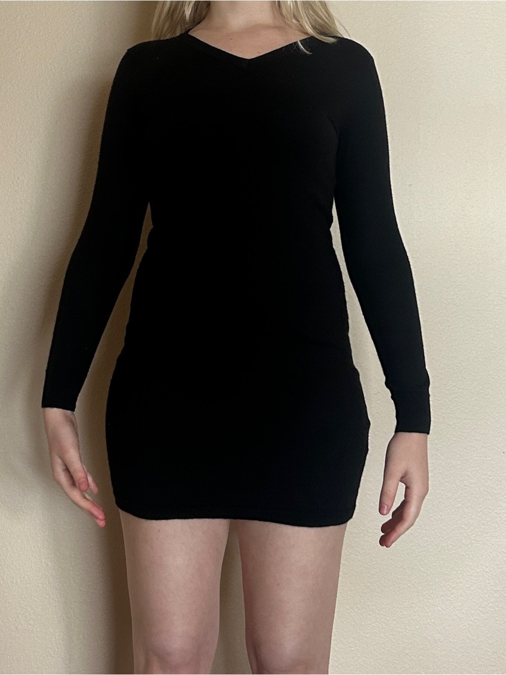100% Extra Fine Merino Wool Uniqlo Black Long Sleeve Knit Mini Dress Small